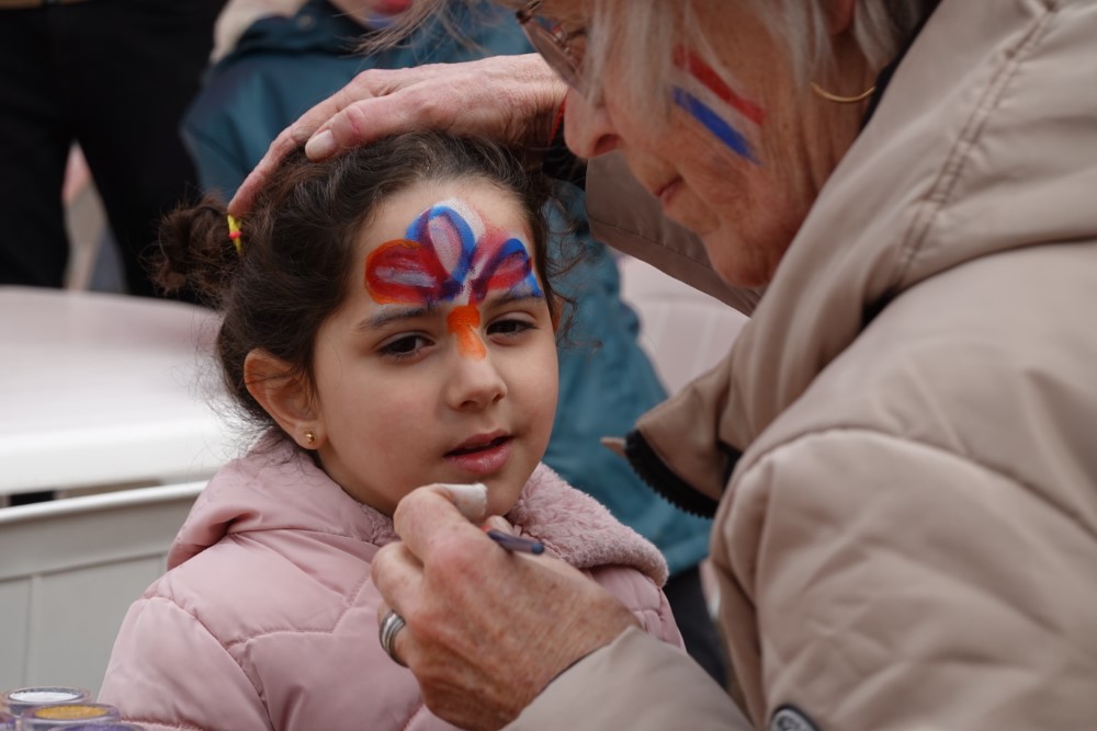 240427 Akkrum Koningsdag vrijmarkt 3  1000